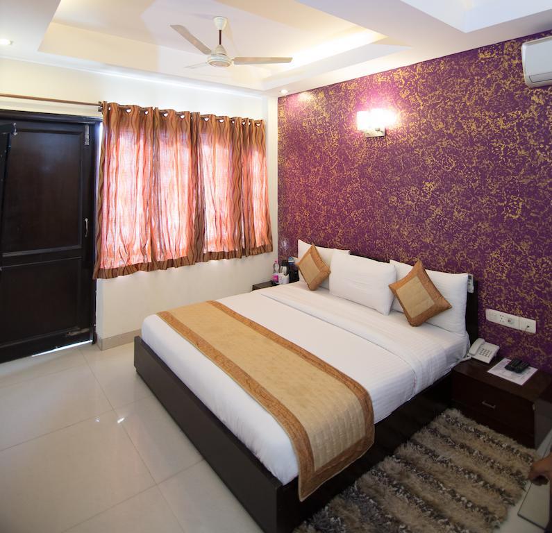 Airport Hotel Jet Inn Suites Yeni Delhi Dış mekan fotoğraf