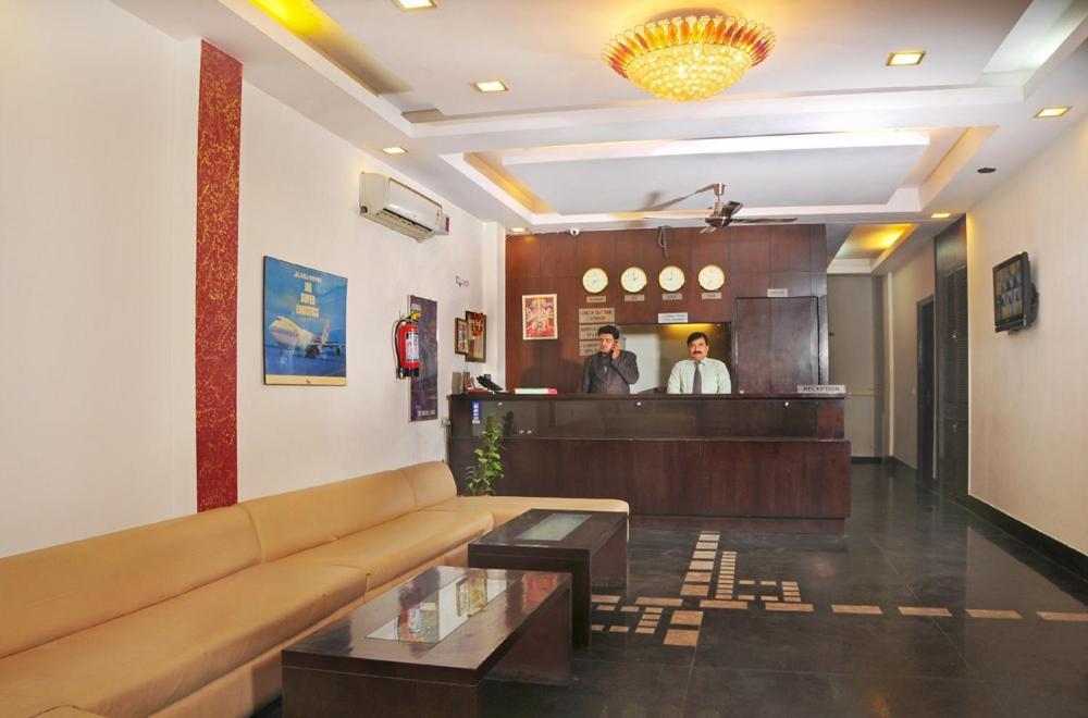 Airport Hotel Jet Inn Suites Yeni Delhi Dış mekan fotoğraf