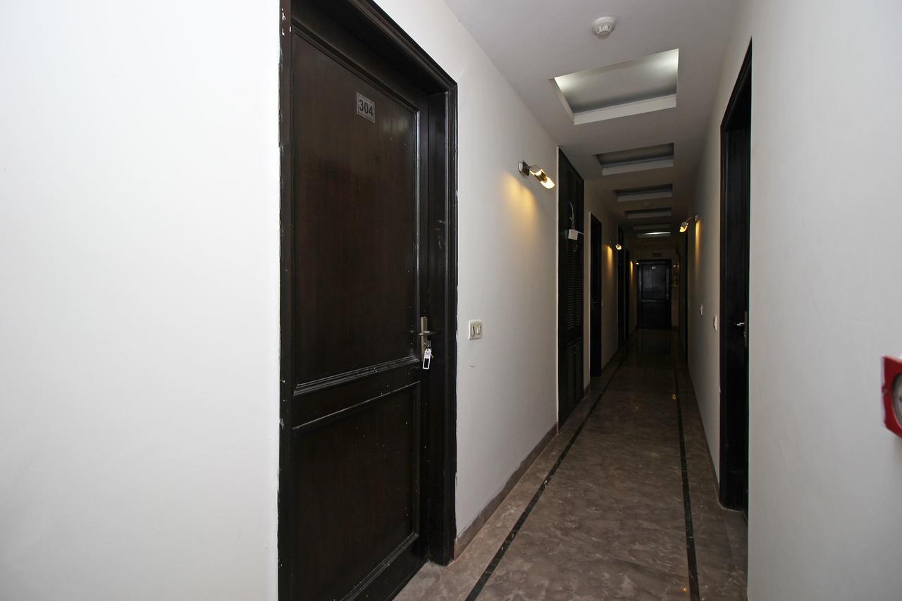 Airport Hotel Jet Inn Suites Yeni Delhi Dış mekan fotoğraf