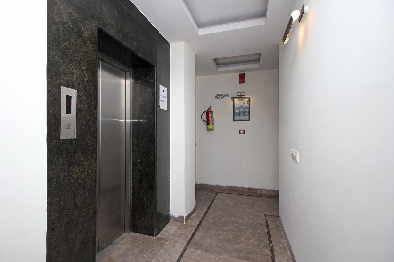 Airport Hotel Jet Inn Suites Yeni Delhi Dış mekan fotoğraf